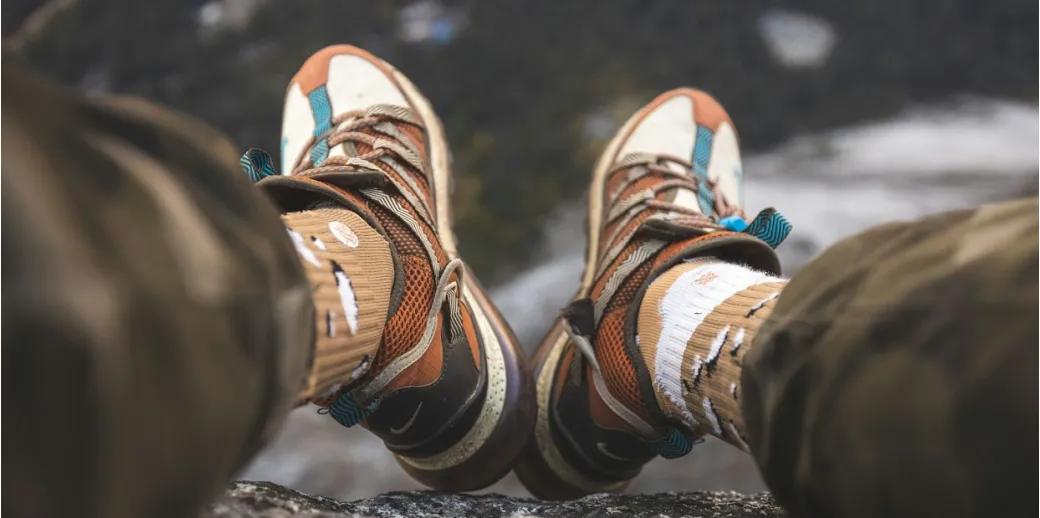 Трекінгові шкарпетки: сезонність, відмінності від звичайних та вибір для гірських походів - Robinzon.ua