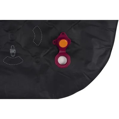 Жіночій килимок надувний Sea to Summit EtherLight XT Extreme Mat Women's, Black/Persian Red, Large, 183x64x10см (STS AMELXTEXMWL) - 7 - Robinzon.ua