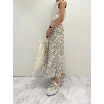 Смарт-часы Garmin Venu Sq 2 белые с кремово-золотистым безелем 010-02701-11 - 7 - Robinzon.ua