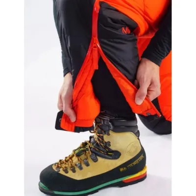 Комбинезон Montane Apex 8000 Down Salopettes, M - Firefly Orange (UAPXSFIRM10) - 6 - Robinzon.ua
