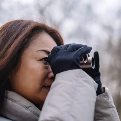 Бінокль Vanguard Vesta Compact 10x21 WP Rose Gold (Vesta 1021 Rose) - 4 - Robinzon.ua