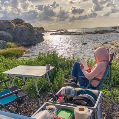 Стол Uquip Variety M Grey (244112) - 3 - Robinzon.ua