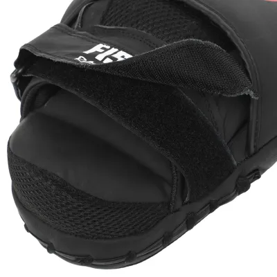 Лапа вигнута для боксу та єдиноборств FISTRAGE VL-4149 розмір 25х19х9 см чорний - 4 Лапа вигнута для боксу та єдиноборств FISTRAGE VL-4149 розмір 25х19х9 см чорний - 4 - Robinzon.ua