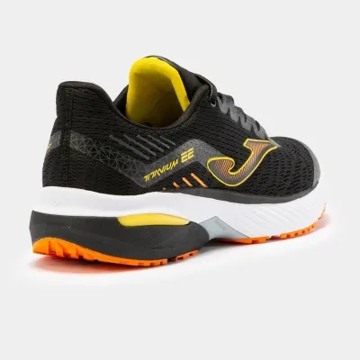 Мужские кроссовки Joma R.TITANIUM 2201 черный,оранжевый 40,5 RTITAS2201 40,5 - 1 - Robinzon.ua
