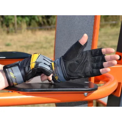Перчатки для фитнеса и тяжелой атлетики MadMax MFG-880 Signature Black/Grey/Yellow XL - 5 - Robinzon.ua