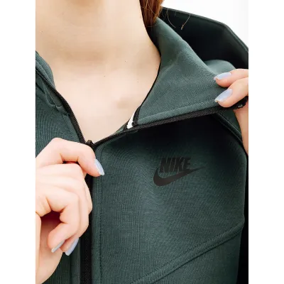 Женская Толстовка Nike NS TCH FLC WR FZ HD Зеленый XS (7dFB8338-328 XS) - 3 - Robinzon.ua