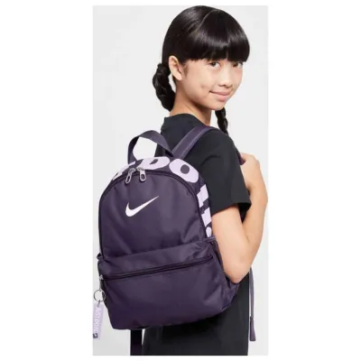Дитячий Рюкзак Nike Y NK BRSLA JDI MINI BKPK 11L Фіолетовий 33 х 25 х 13 см (DR6091-573) - 4 Дитячий Рюкзак Nike Y NK BRSLA JDI MINI BKPK 11L Фіолетовий 33 х 25 х 13 см (DR6091-573) - 4 - Robinzon.ua