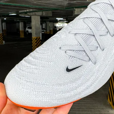 Бутсы Phantom Luna Elite FG2 (39-45) - 1 - Robinzon.ua