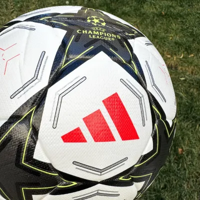 Футбольний м'яч Adidas Finale UCL League - 4 Футбольний м'яч Adidas Finale UCL League - 4 - Robinzon.ua
