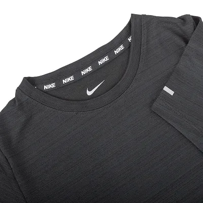 Детская Футболка Nike B NK DF SS MILER TOP Черный XS (DD3055-010 XS) - 2 - Robinzon.ua