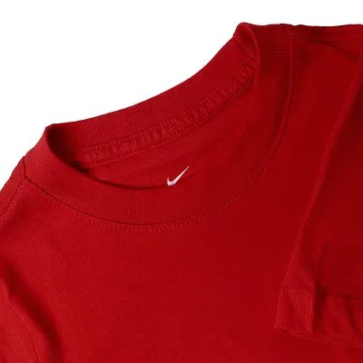 Детская Футболка NIKE TEE EMB FUTURA Красный 137-147 см (7dAR5254-657 137-147 см) - 2 - Robinzon.ua