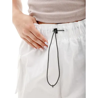 Жіночі Шорти Nike W NSW ESSNTL WVN HR SHORT Білий  L (7dDM6247-100 L) - 2 - Robinzon.ua