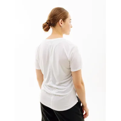 Женская Футболка Nike ONE TOP Белый XS (7dDD0638-100 XS) - 1 - Robinzon.ua