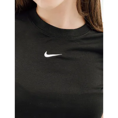 Женская Футболка Nike W NSW TEE ESSNTL SLIM CRP LBR  Черный L (7dFB2873-010 L) - 4 - Robinzon.ua