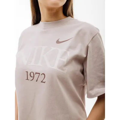 Женская Футболка Nike W TEE CLASSICS BOXY Бежевый XS (7dFQ6600-019 XS) - 3 - Robinzon.ua