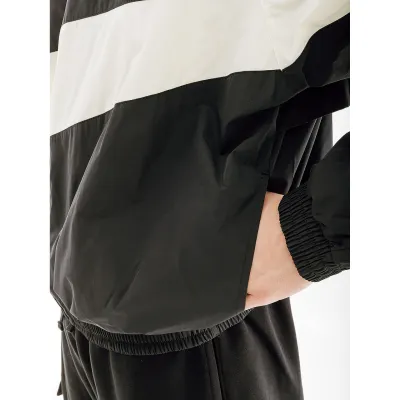 Мужская Куртка Nike SWOOSH Черный 2XL (7dFB7877-010 2XL) - 1 Мужская Куртка Nike SWOOSH Черный 2XL (7dFB7877-010 2XL) - 1 - Robinzon.ua