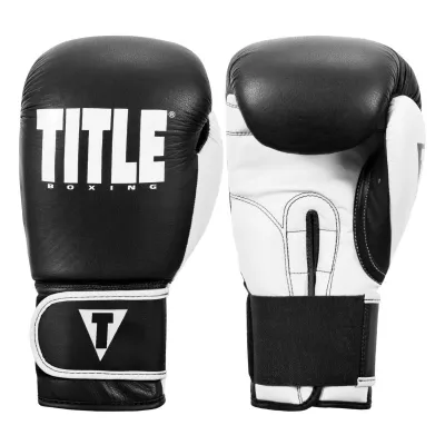 Боксерські рукавиці TITLE Boxing Dynamic Strike Black/White 16 oz - 1 - Robinzon.ua