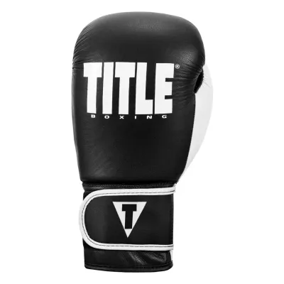 Боксерские перчатки TITLE Boxing Dynamic Strike Black/White 12 oz - 2 Боксерские перчатки TITLE Boxing Dynamic Strike Black/White 12 oz - 2 - Robinzon.ua