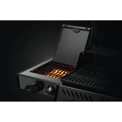 Газовый гриль Freestyle 365 с боковым горелкой Sizzle Zone и дверкой, графитовый F365DSIBPGT-RU. - 3 - Robinzon.ua