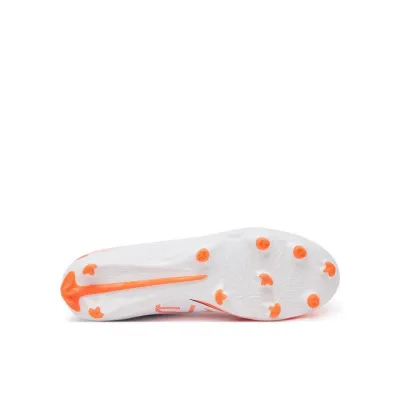 Бутсы Puma ULTRA 5 PLAY FG/AG Jr белый, оранжевый Дет 33 108170-01 33 - 2 - Robinzon.ua