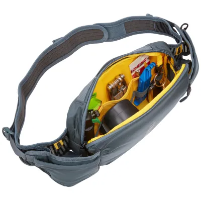 Сумка на пояс Thule Rail Hip Pack 2L (TH 3204480) - 3 - Robinzon.ua