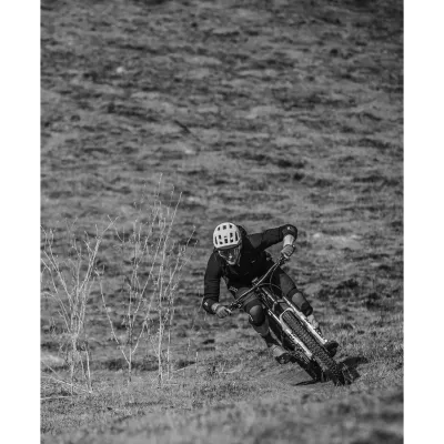 Велоперчатки POC Essential Mesh Glove, Uranium Black/Oxolane Gray, XL (PC 303728191XLG1) - 2 - Robinzon.ua