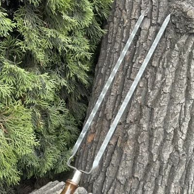 Двойной шампур Mzavod с деревянной ручкой 630х12х3мм ретро - 4 Двойной шампур Mzavod с деревянной ручкой 630х12х3мм ретро - 4 - Robinzon.ua