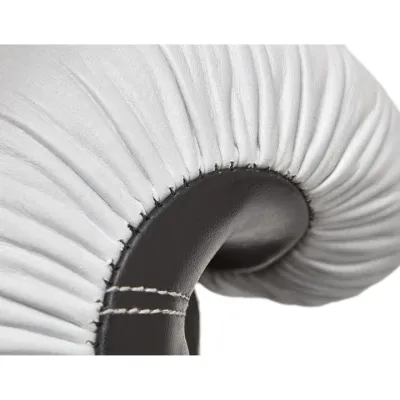 Мужские боксерские перчатки Reebok Combat Leather Boxing Gloves Черный, Белый 10 унций (RSCB-10010WH-10) - 2 Мужские боксерские перчатки Reebok Combat Leather Boxing Gloves Черный, Белый 10 унций (RSCB-10010WH-10) - 2 - Robinzon.ua