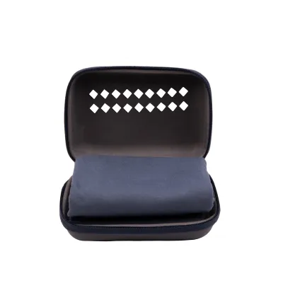 Рушник мікрофібри в чохлі TRAMP Pocket Towel 50х100 M navy UTRA-161 - 4 Рушник мікрофібри в чохлі TRAMP Pocket Towel 50х100 M navy UTRA-161 - 4 - Robinzon.ua