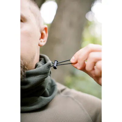 Флисовая повязка Tribe Neck Warmer с затяжкой T-KF-0020 OS, олива. - 1 - Robinzon.ua