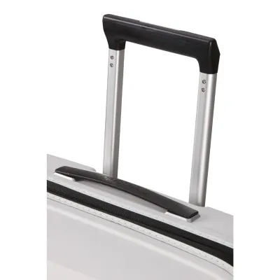 Валіза 55 см UPSCAPE CLOUD WHITE - 8 - Robinzon.ua