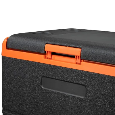 Компрессорный автохолодильник Alpicool CL40 (40 литров). Охлаждение до -20 ℃. Питание 12, 24, 220 вольт - 4 - Robinzon.ua