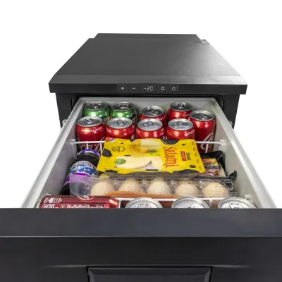 Компресорний автохолодильник Alpicool D30 (20 літрів). Охолодження до -20℃, живлення 12, 24 вольт - 1 - Robinzon.ua