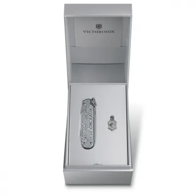 Складной нож Victorinox Classic SD Vx06221.34 - 6 - Robinzon.ua
