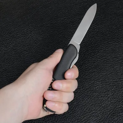 Складной нож Victorinox Picknicker Vx08353.3 - 3 - Robinzon.ua