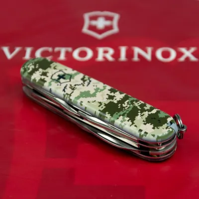 Складаний ніж Victorinox CLIMBER ARMY Vx13703.3_W3940p - 2 - Robinzon.ua