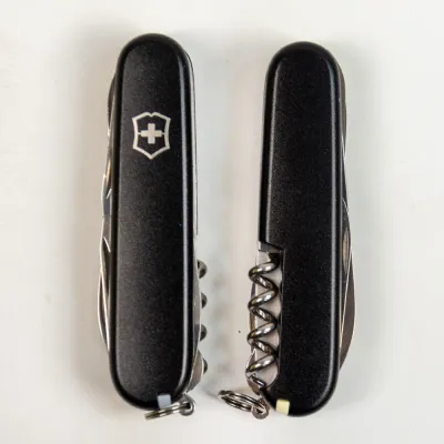 Складаний ніж Victorinox HUNTSMAN MAT чорний матовий лак 1.3713.3.M0007p - 2 - Robinzon.ua