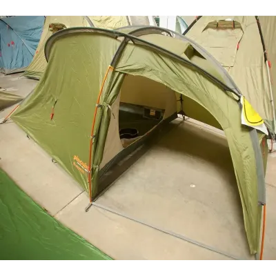 <h2>Намет Pinguin Summit 2 Dural</h2> <p>Легкий універсальний намет <strong>Pinguin Summit 2</strong> з дюралюмінієвими дугами – одна з останніх розробок виробника. Намет розрахований навіть на найсуворіші погодні умови. Завдяки одному великому тамбуру мо - 4 - Robinzon.ua