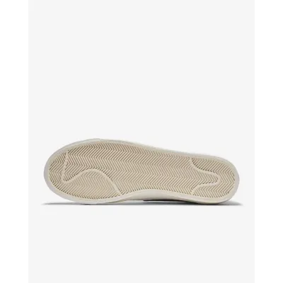 Кросівки Nike  Blazer Low '77 Vintage DA6364-101 - 6 - Robinzon.ua