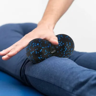 Масажний м'яч подвійний PowerPlay PP-4353 Epp foam peanut ball (d12*24cm.) Чорно/Синій - 4 - Robinzon.ua