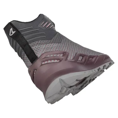 Черевики жіночі LOWA Merger GTX MID W 39.5 - чорний з мембраною Gore-Tex®, мультифункціональні - 320432-5099-39.5 - 4 Черевики жіночі LOWA Merger GTX MID W 39.5 - чорний з мембраною Gore-Tex®, мультифункціональні - 320432-5099-39.5 - 4 - Robinzon.ua