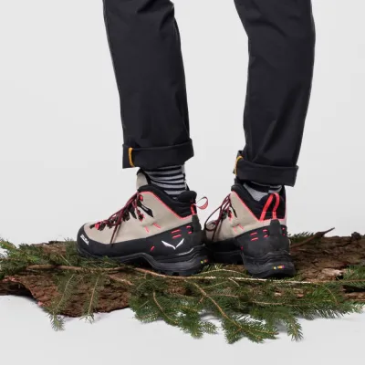 Черевики жіночі Salewa ALP MATE WINTER MID WP 38 - бежевий, трекінгові - 013.001.5922 - 6 - Robinzon.ua