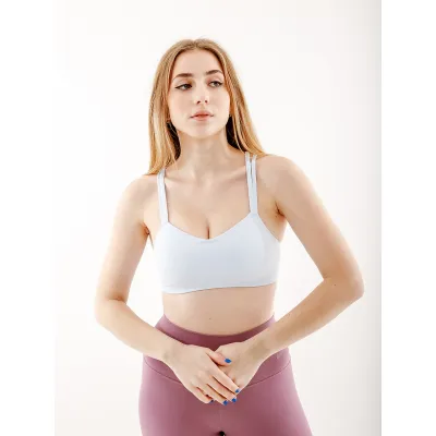 Женский Топ Nike DF ALATE TRACE BRA Белый S (7dDO6608-423 S) - Robinzon.ua