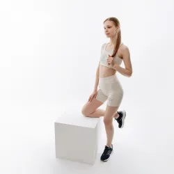 Женский Топ New Balance Essentials Reimagined Bra Бежевый M (7dWB31500MBM M) Женский Топ New Balance Essentials Reimagined Bra Бежевый M (7dWB31500MBM M) - Robinzon.ua