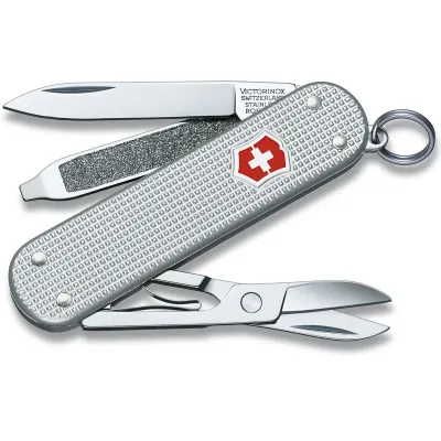 Складной нож Victorinox Classic SD Vx06221.26 - Robinzon.ua