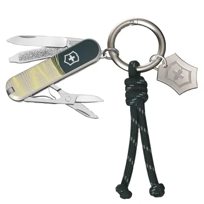 Складаний ніж Victorinox CLASSIC SD New York Style 06223 - Robinzon.ua