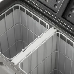 Компресорний автохолодильник Alpicool T36 (LG) (двокамерний, 36 літрів). Режим роботи до -20℃. Живлення 12, 24, 220 вольт Компресорний автохолодильник Alpicool T36 (LG) (двокамерний, 36 літрів). Режим роботи до -20℃. Живлення 12, 24, 220 вольт - Robinzon.ua