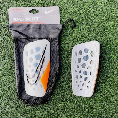 Футбольные щитки Nike Mercurial Lite - Robinzon.ua